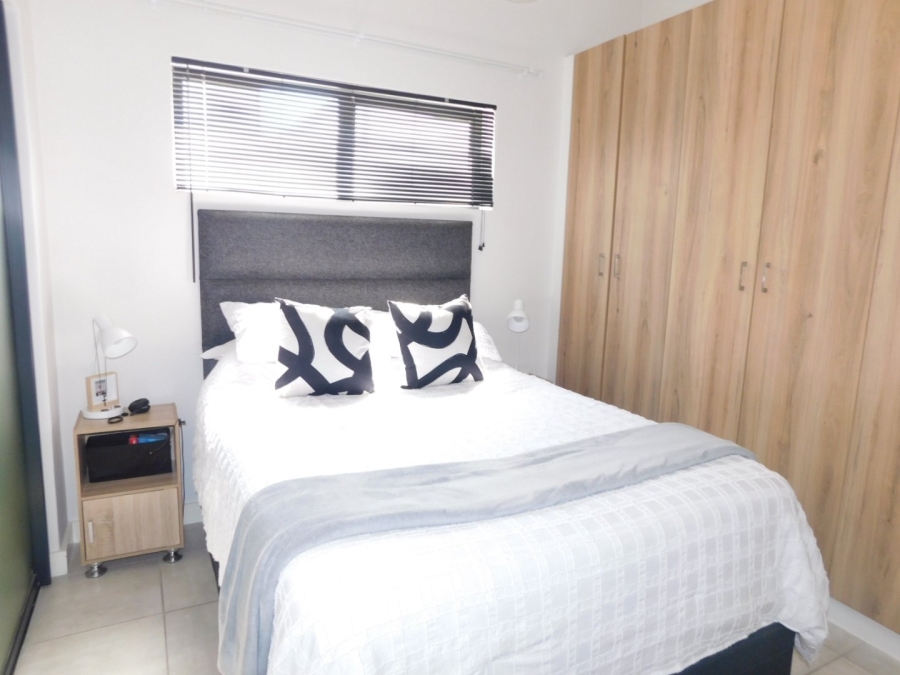 1 Bedroom Property for Sale in Firlands Western Cape